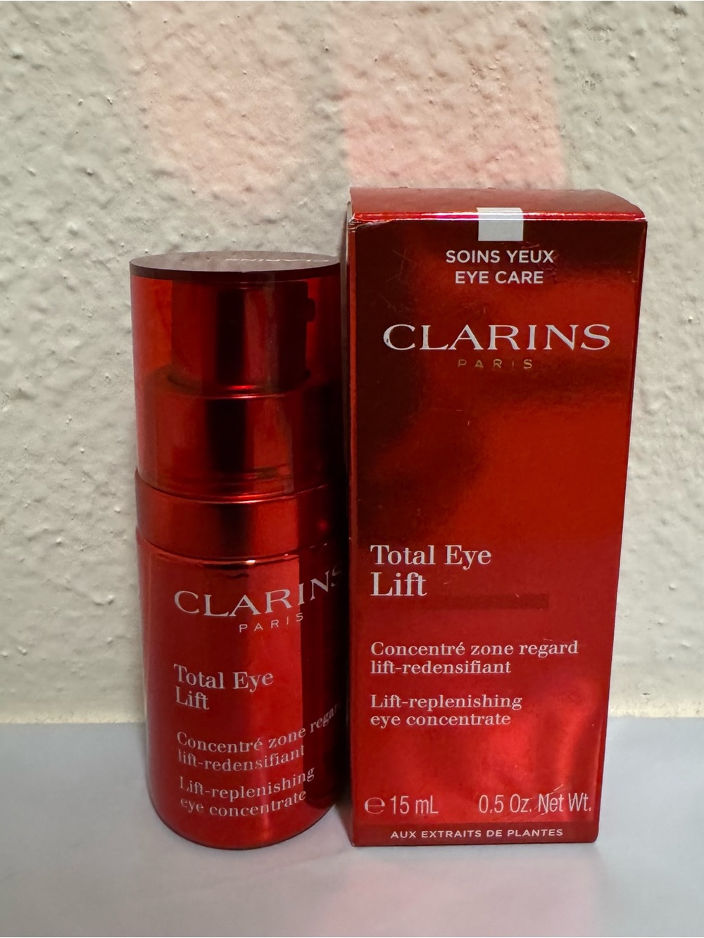 Clarins Total Eye Lift - Shiny Red Pump & Box